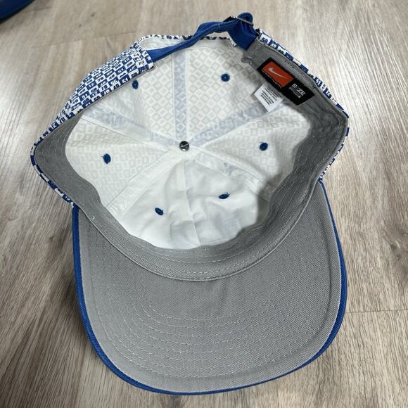 Nike Kentucky Wildcats Strapback Hat College Blue White Checkered AOP Cap - Picture 3 of 8